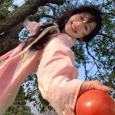 金发美人